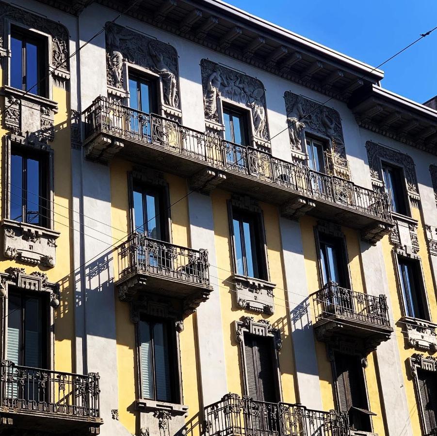 Luxury Room In Central Art Nouveau Building Next To Metro Station Milan Extérieur photo